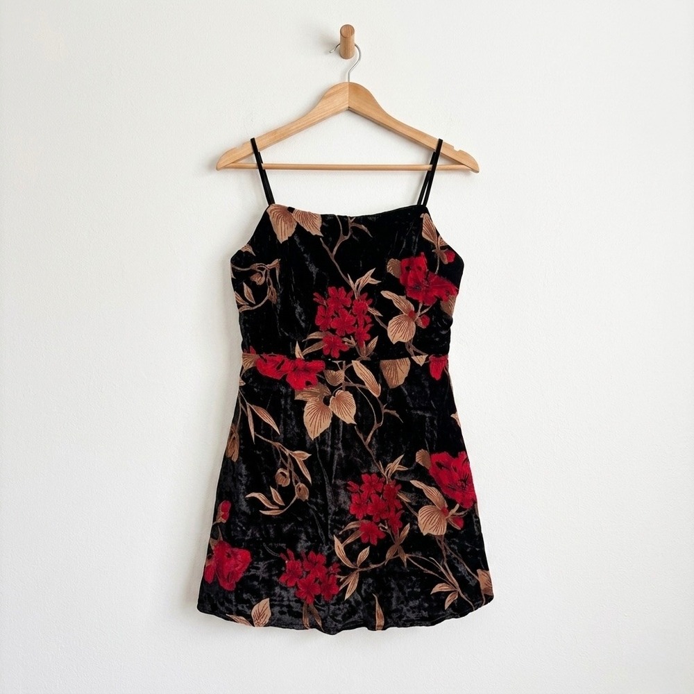 Lush Black‎ Velvet Burnout Floral Mini Dress Small Red 90s Strappy Lady in Love